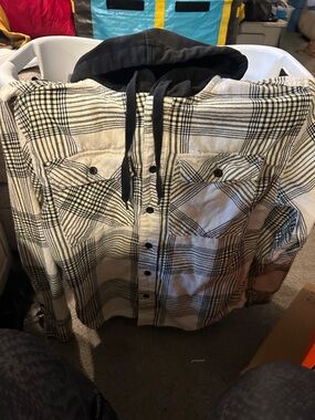 No Boundaries Black and White Plaid Hooded Button-Up Shirt